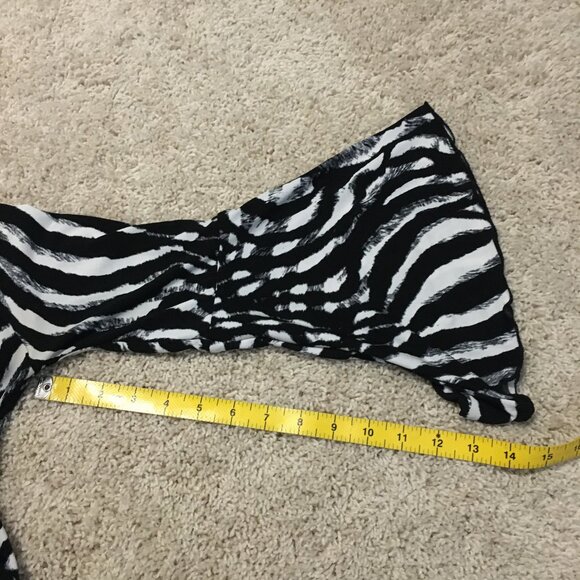 Sassy Zebra Print Bell Sleeve Top - Picture 16 of 16